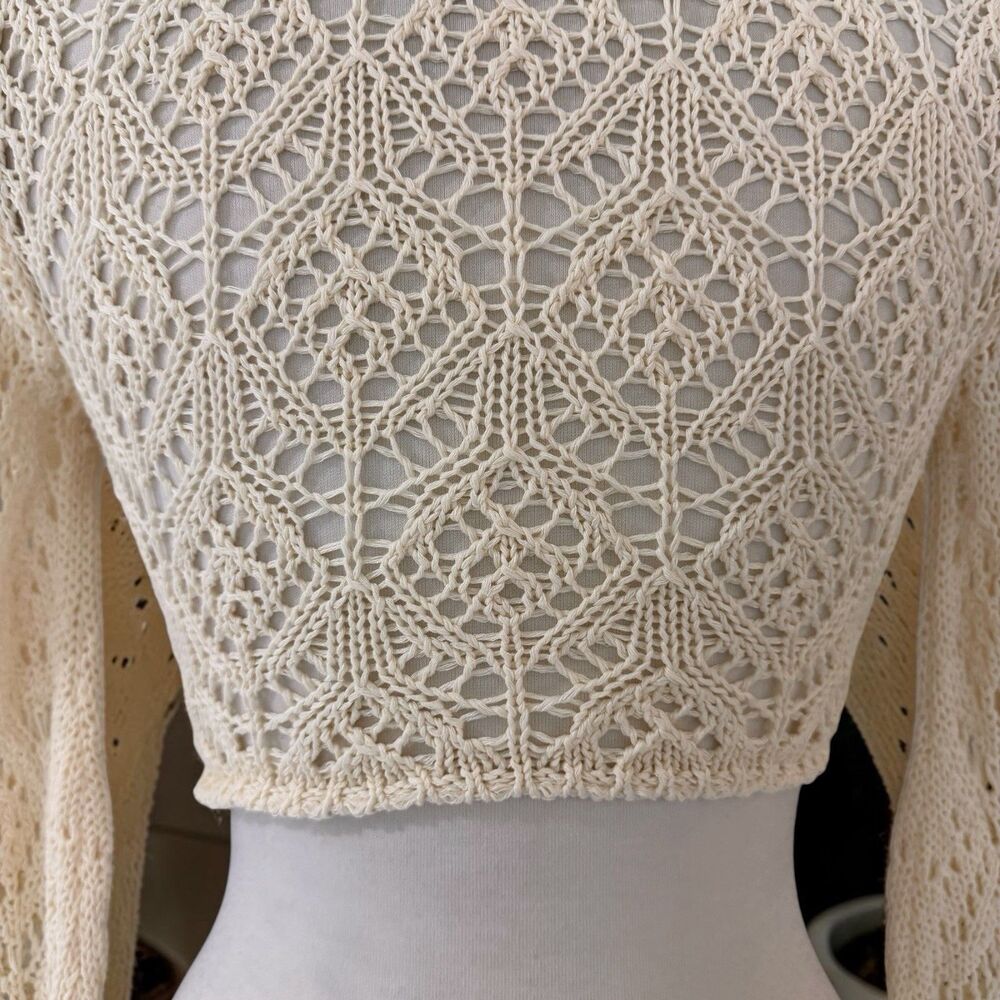 Zara Boho Ecru Pointelle Knit Bell Sleeve Floral Crochet Crop Top Small - Picture 7 of 10